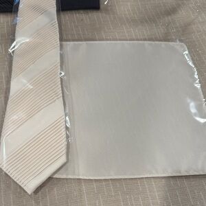 Elegant Cream Tie and Pocket Square Set